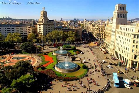 Plaza de Catalunya .